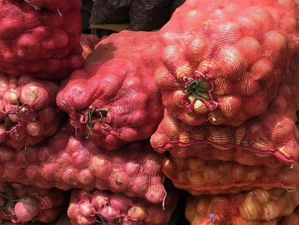 09-03-2026 22:30 - Légumes du Maroc détournés vers l’Algérie : la Mauritanie durcit le contrôle